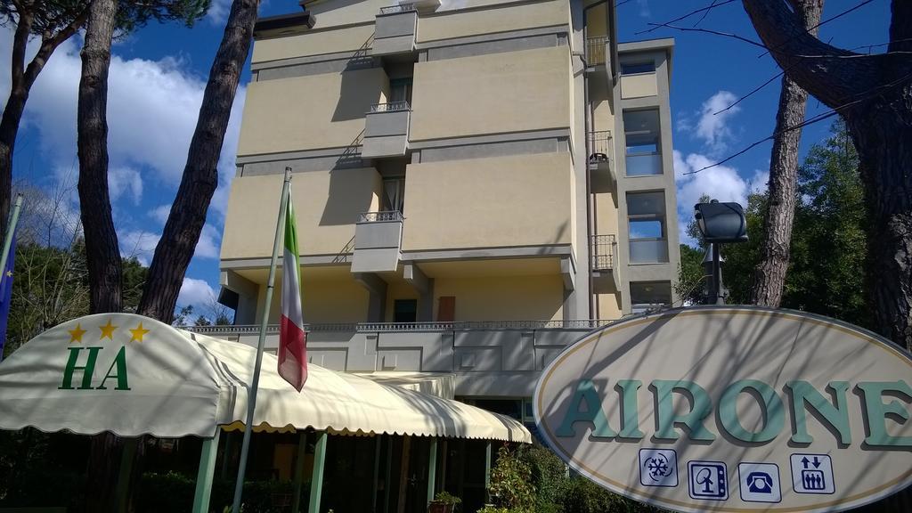 Hotel Airone B&B Marina di Pietrasanta Exterior foto